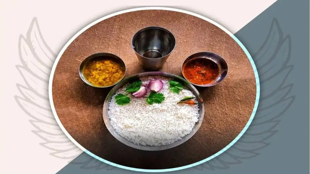 छत्तीसगढ़ में मजदूर दिवस पर बोरे-बासी खाओ अभियान -सोशल मीडिया में वीडियो-संदेशों की लग रही कतार