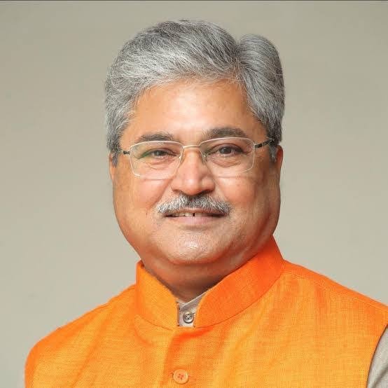 छह राज्यों में राज्यपालों की नई नियुक्तियां